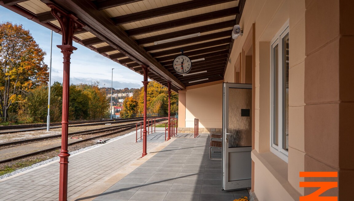 Správa železnic - Vimperk - výpravní budova