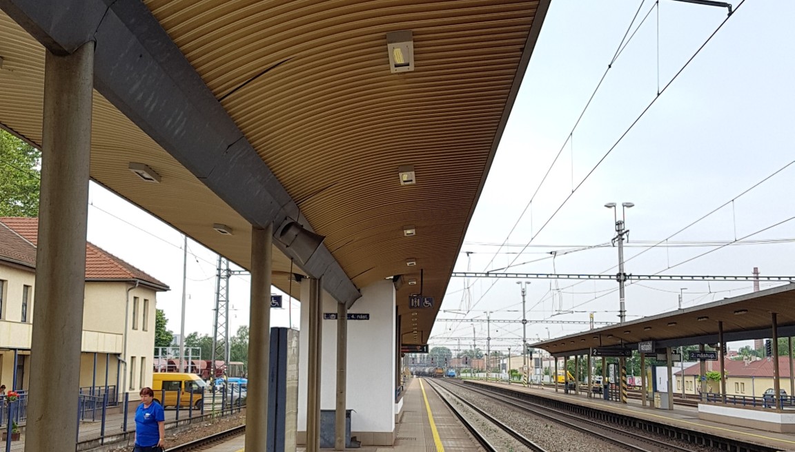 SŽDC Studénka - vlakové nástupiště